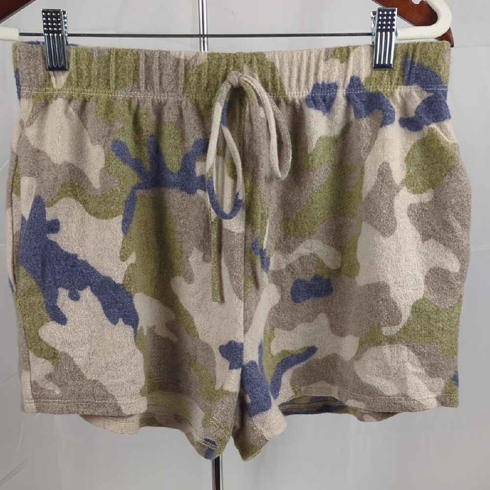 ODDY Women's Camouflage Cargo Shorts - Green and Blue
